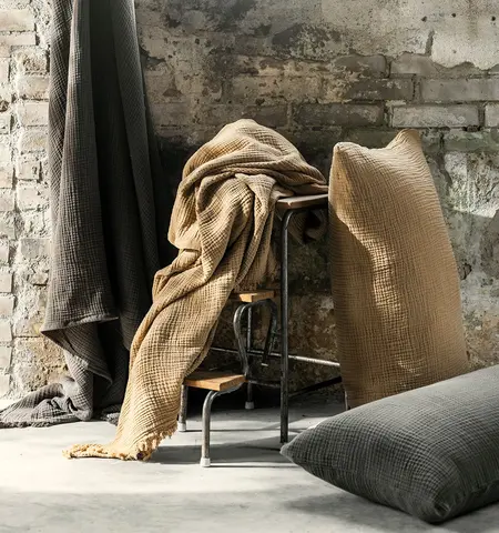 Nicola sengeteppe Gustav Ovland