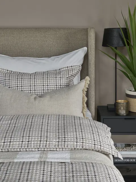 Halvor Bakke Chateau Roubine sengesett 140x200/50x70 Beige / Pure cashmere 