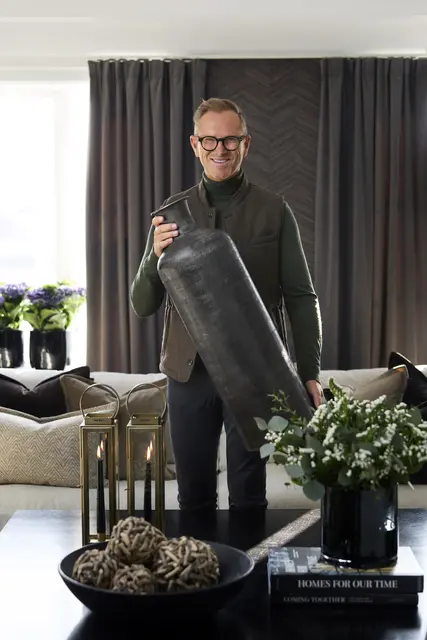 Halvor Bakke Bekkestua vase Ø24 H77 Sort 