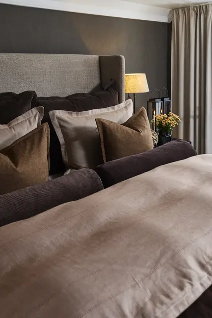 Halvor Bakke Briskeby putevar 50x70 Kanel 