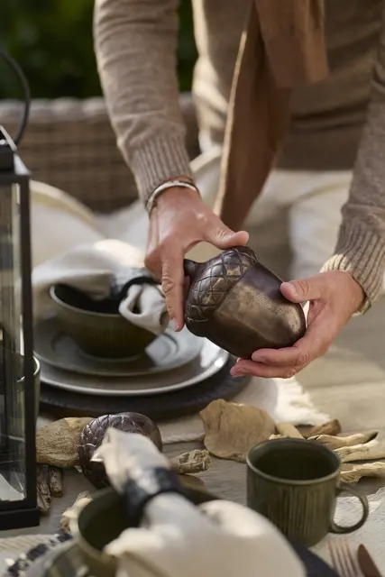 Halvor Bakke Høvik eikenøtt Stor 