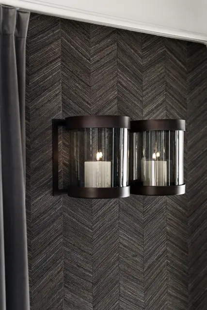 Halvor Bakke Vila vegglykt glass og jern Ø20 Brun metall med glass 