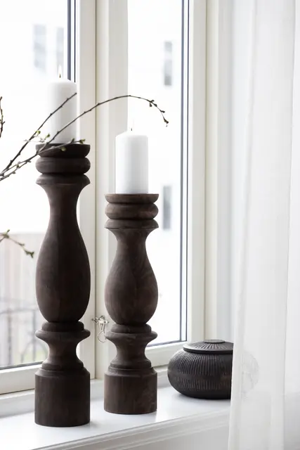 Lama Vaals kubbestake i mørkt tre H45 Brun 