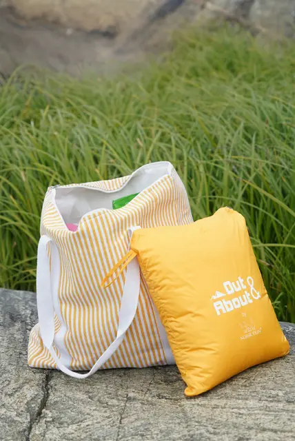 Out&About Dunpledd by Norsk Dun 130x170 Gul 